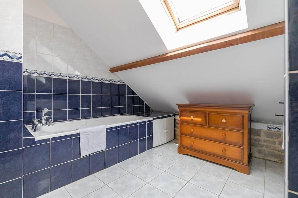 Le Montrachet Villa Dijon Bagian luar foto